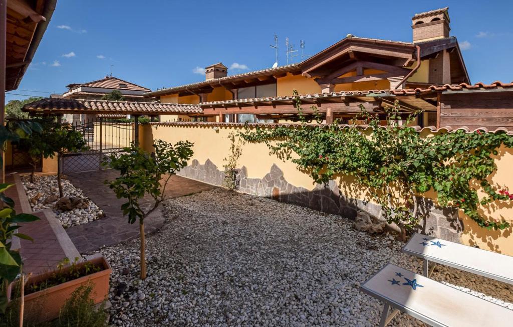 Ostia Antica - La Casa Di Laura B&B Esterno foto
